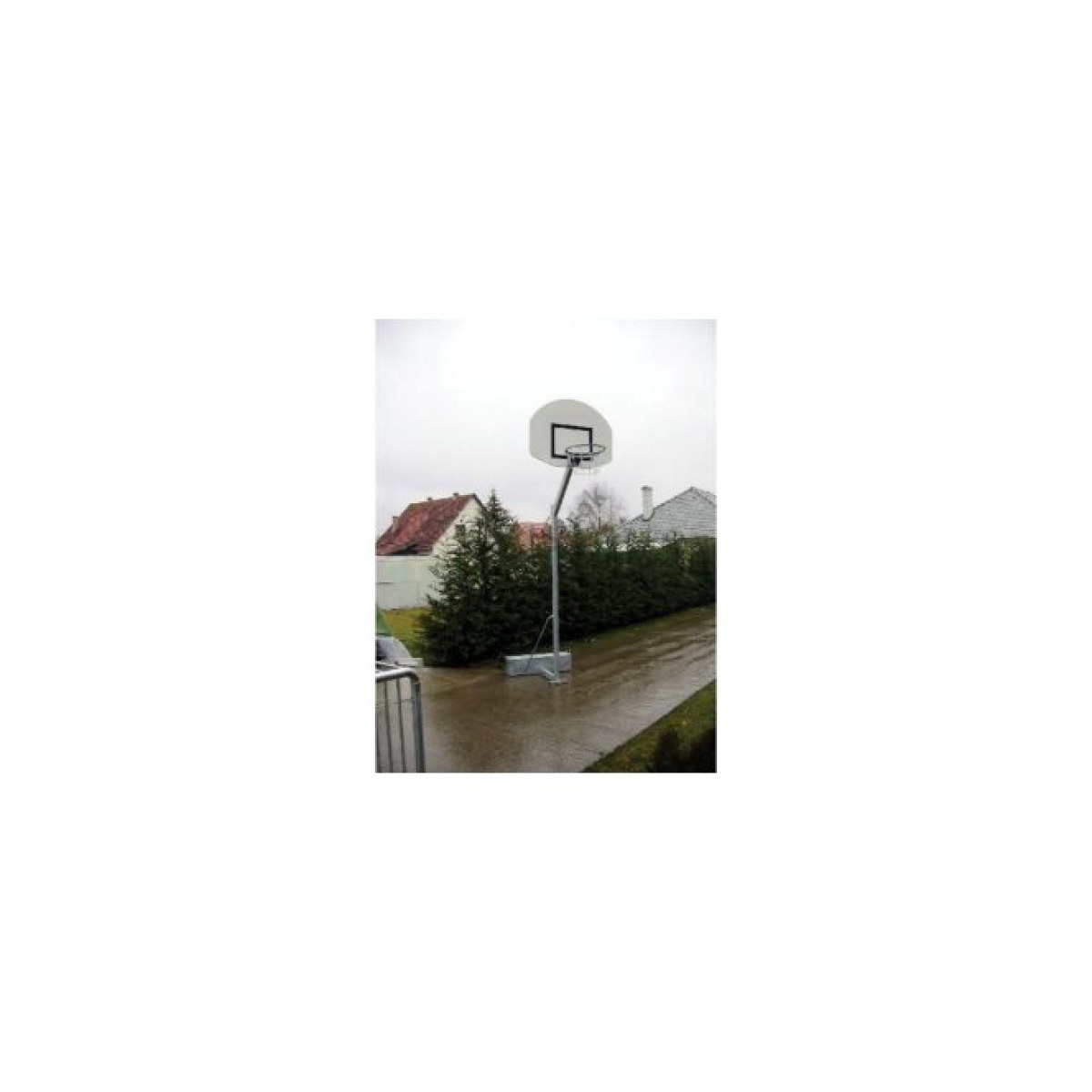 STREETBALL KOSÁRLABDA ÁLLVÁNY, ELLENSÚLYOS · záber 2