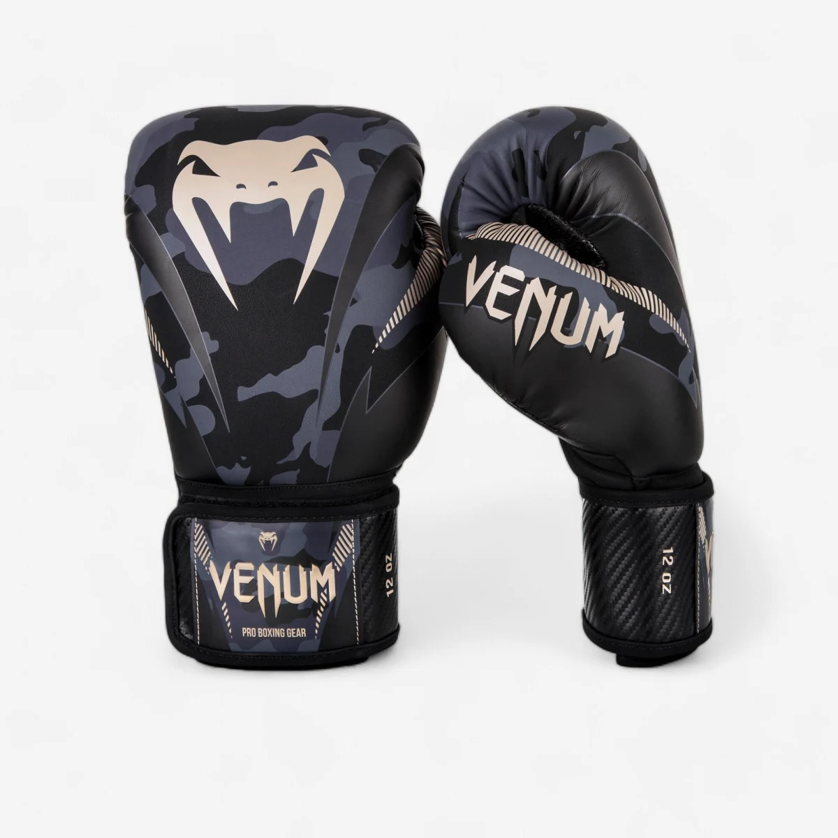 VENUM Boxerské rukavice Impact Dark maskáčové 12 oz · záber 1