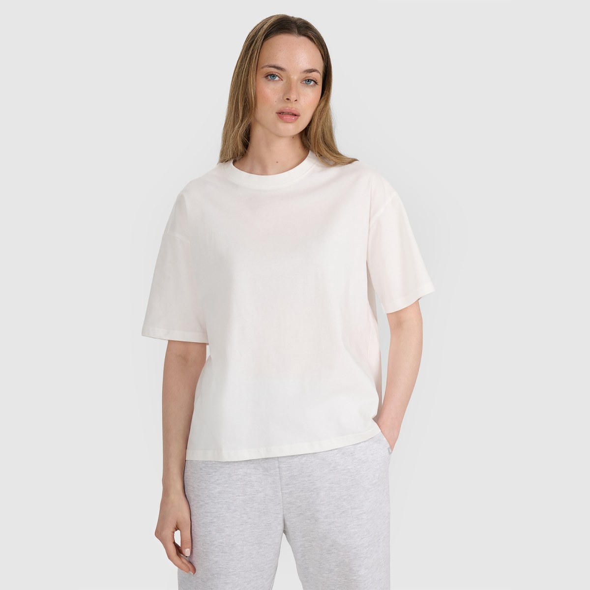Dámske oversize tričko s potlačou - biela · záber 1