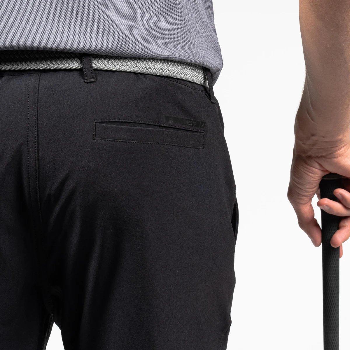 INESIS Pánske golfové chino nohavice WW500 čierne S (L33) · záber 2