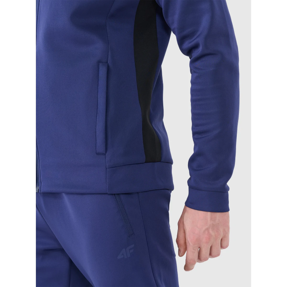 Pánská tréninková mikina se zipem 4F SWEATSHIRT FNK-WSS25TFSWM513-30S-DARK BLUE · záber 3
