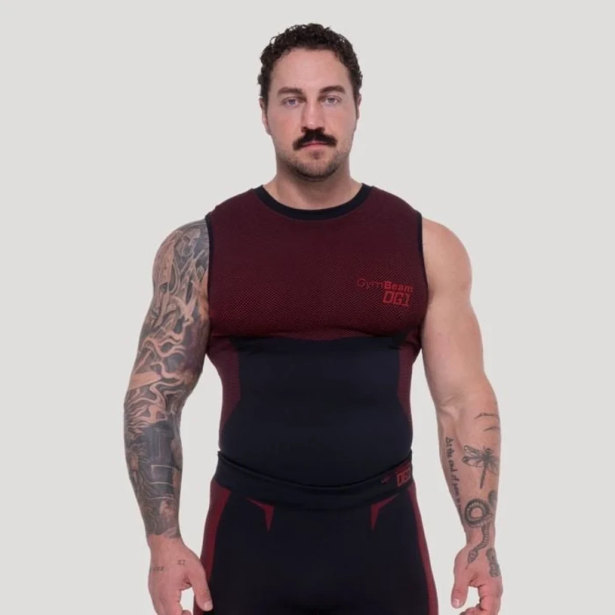GymBeam Bezešvé tílko OG1 Black/Red - Velikost: S | Barva: čierna | Hmotnost: 0,1673 kg | Balení: 110 · záber 8
