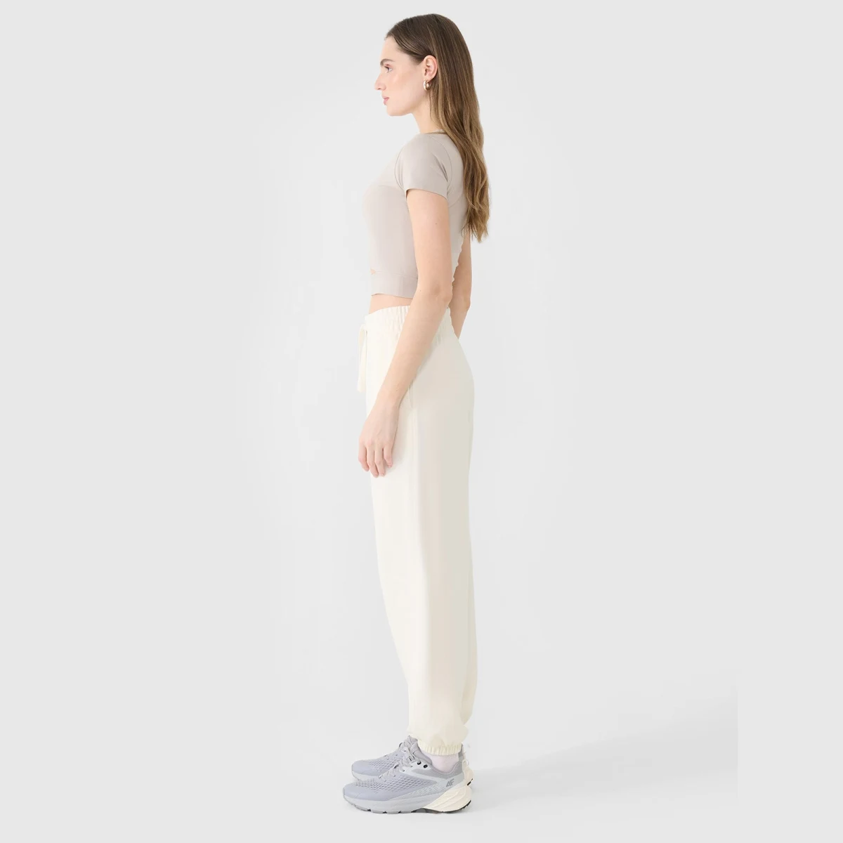 Dámské tepláky typu jogger - bílé · záber 2