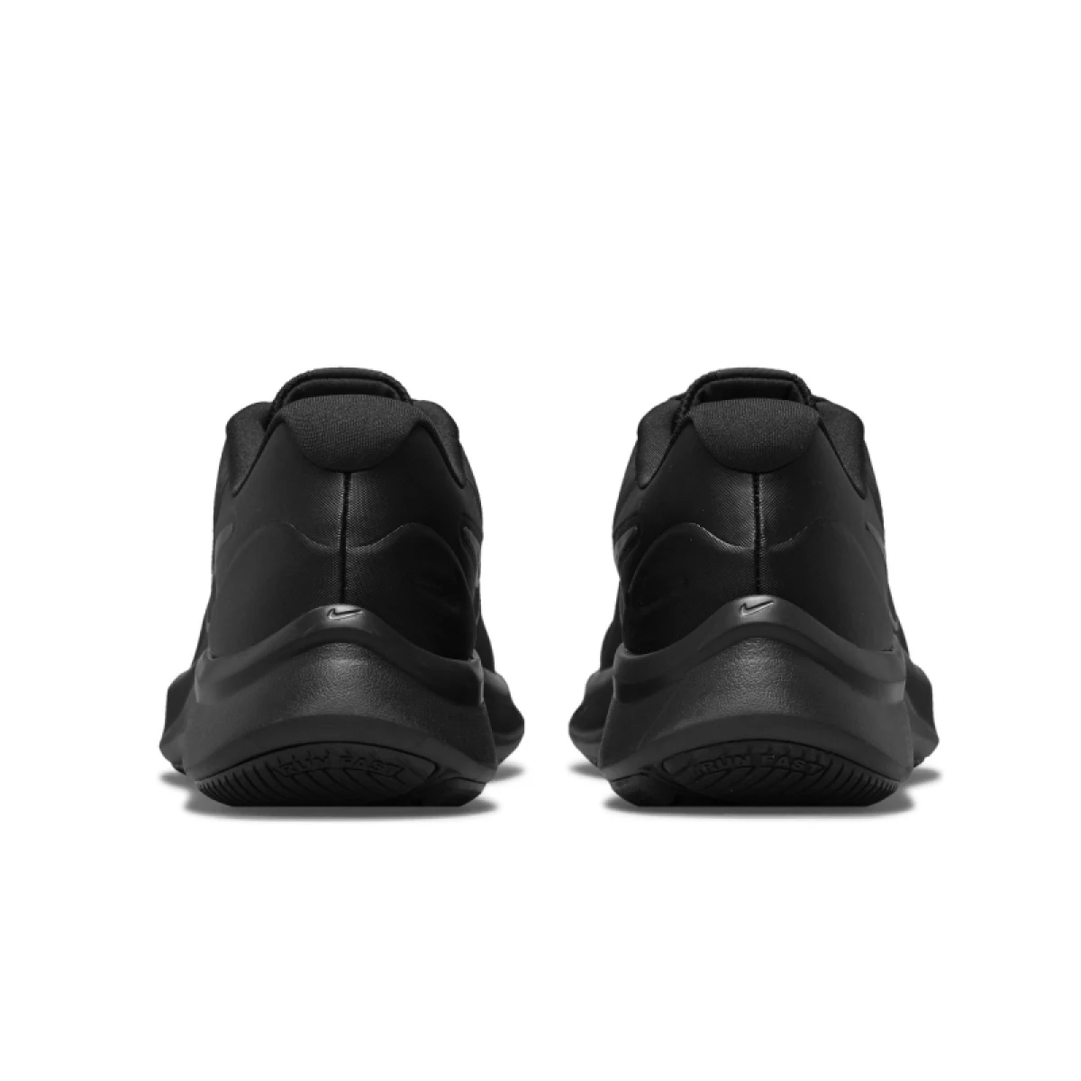 Juniorská sportovní obuv (tréninková) NIKE Star Runner black black dark grey · záber 5