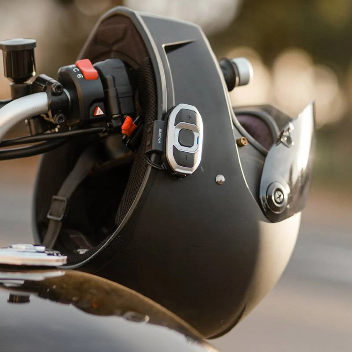 Sena SF4 · záber 5