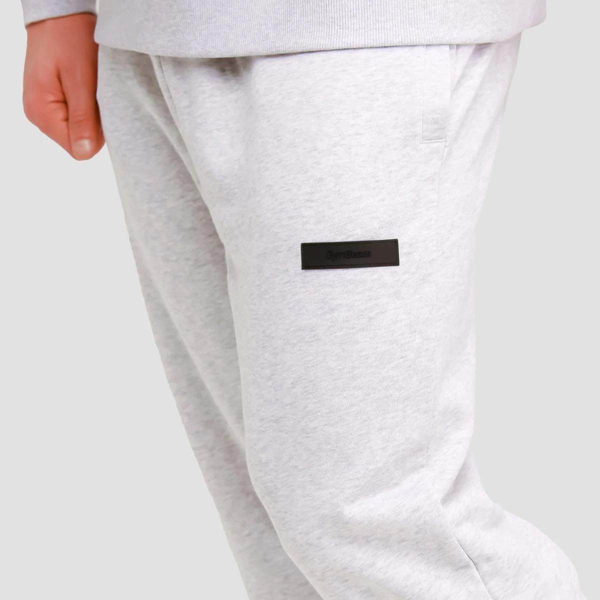 GymBeam Unity Joggers Grey - Barva: Sivá | Hmotnost: 0,6 kg · záber 2