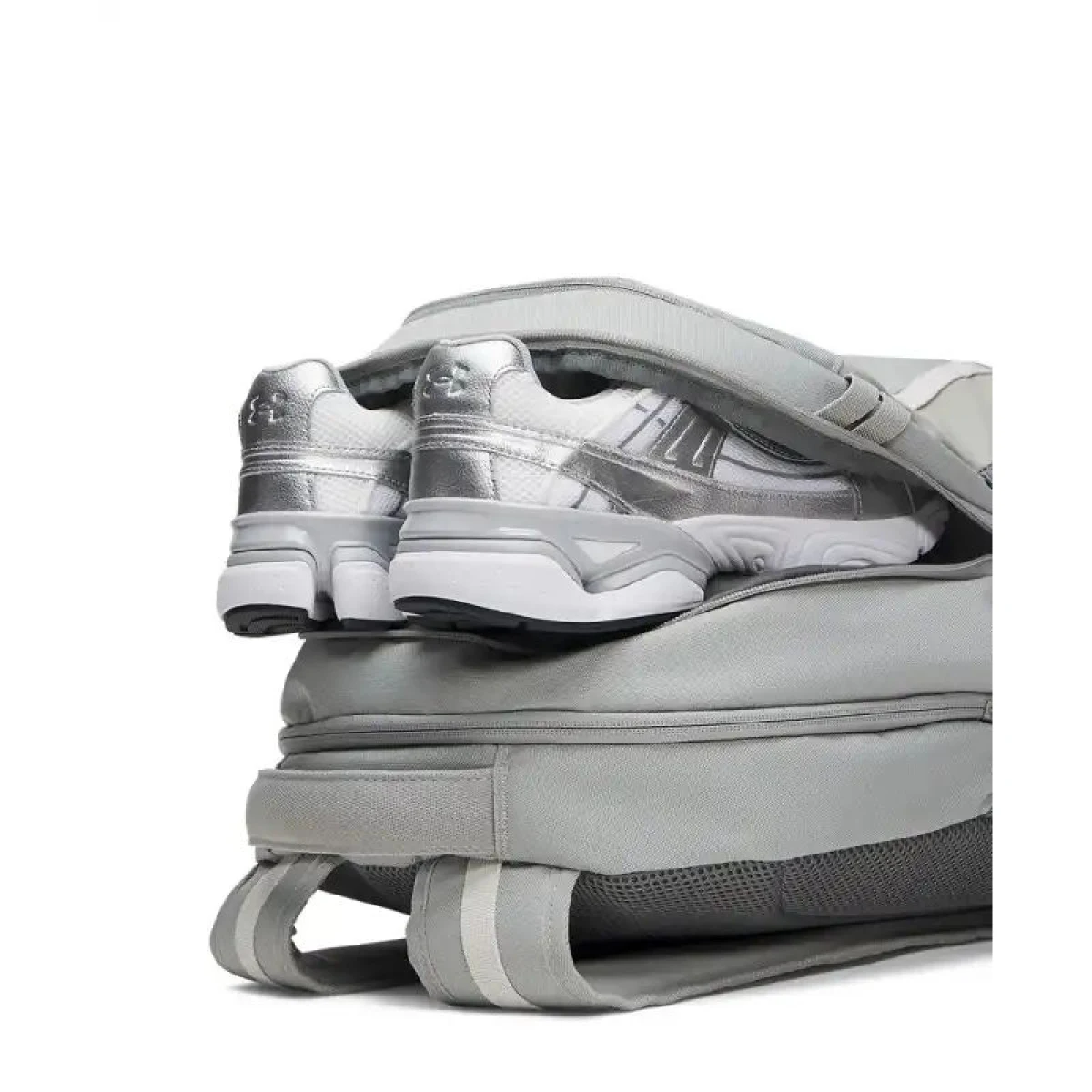 Batoh UNDER ARMOUR UA Hustle 6.0 Backpack-GRY · záber 3