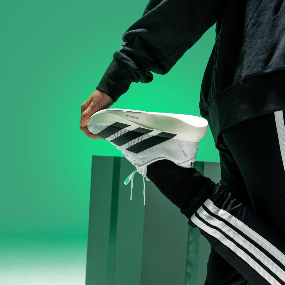 ADIDAS ADIDAS Adizero Evo SL dámska ľahká bežecká obuv čierno-biela 40 · záber 2