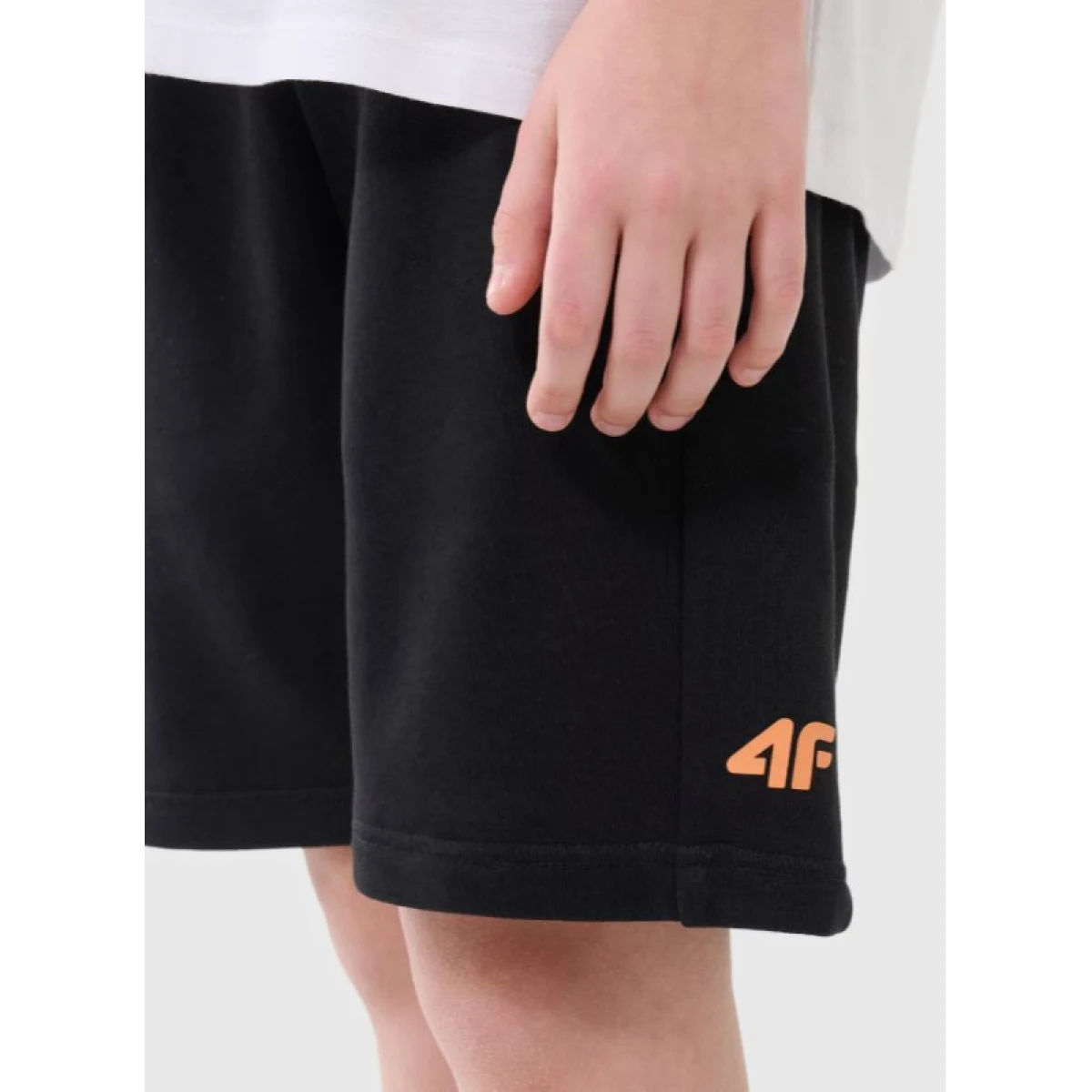 Chlapecké teplákové kraťasy 4F JUNIOR SHORTS CAS M600-20S-DEEP BLACK · záber 5
