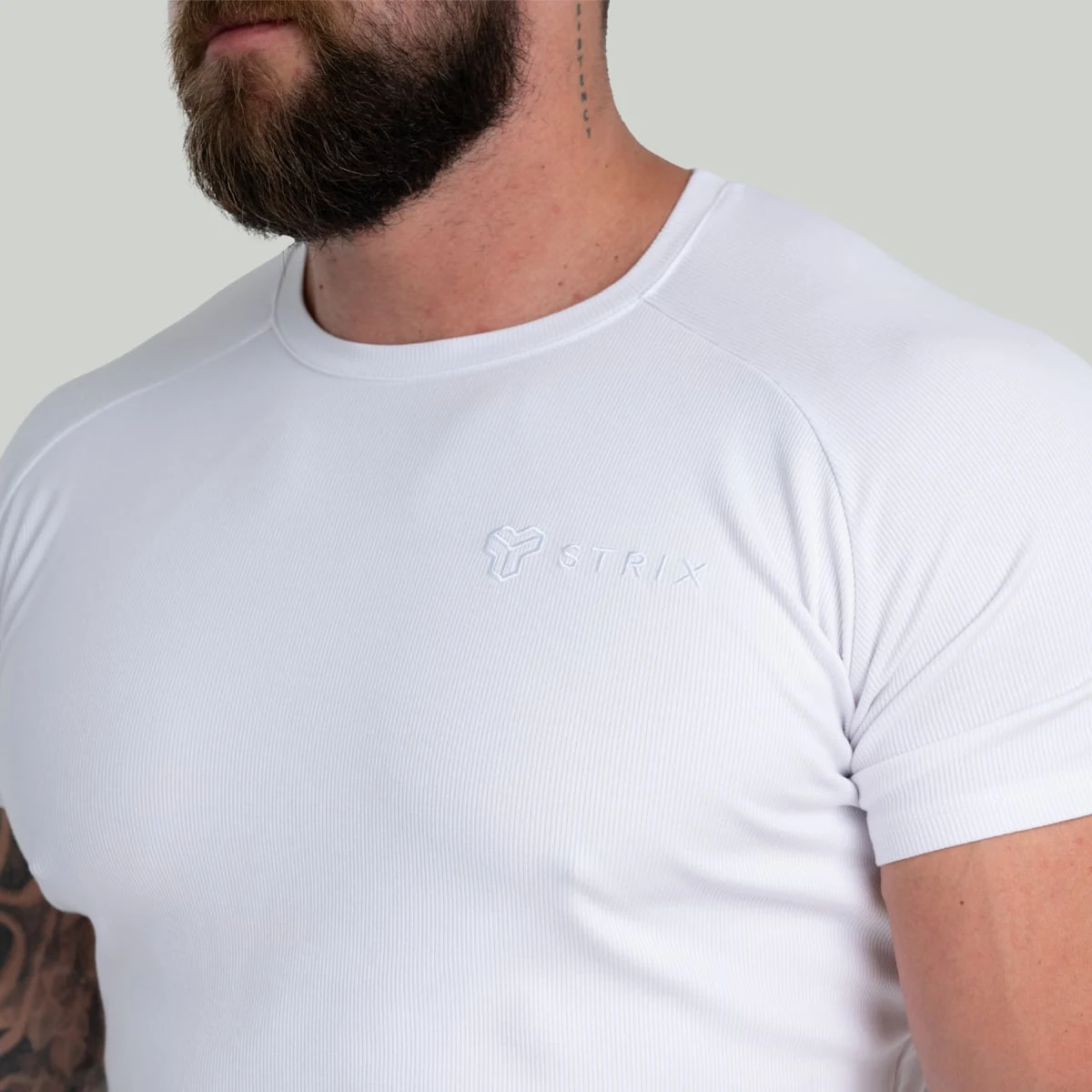 STRIX Ribbed Tee White - Velikost: L | Barva: Biela | Hmotnost: 0,3 kg | Balení: 65 · záber 2