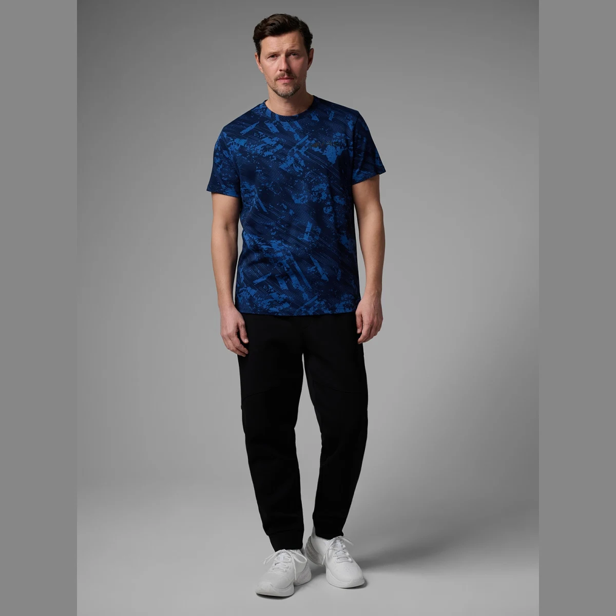 Pánské regular tričko s potiskem 4F x Robert Lewandowski - tmavě modré · záber 2
