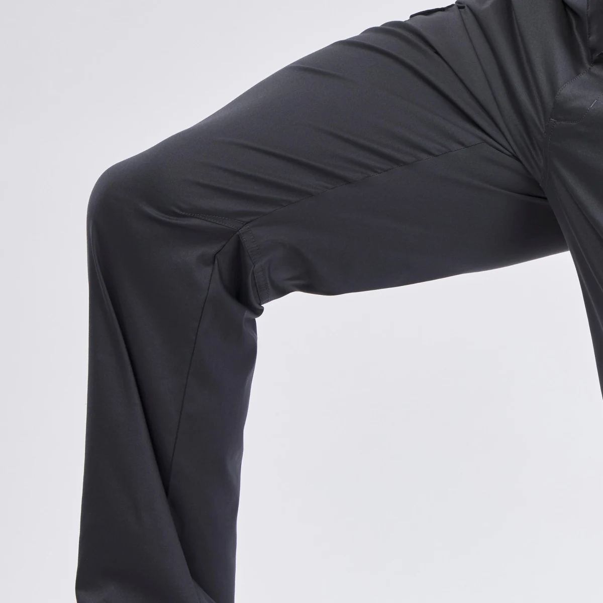 QUECHUA Pánske turistické nohavice NH100 S (L33) · záber 2