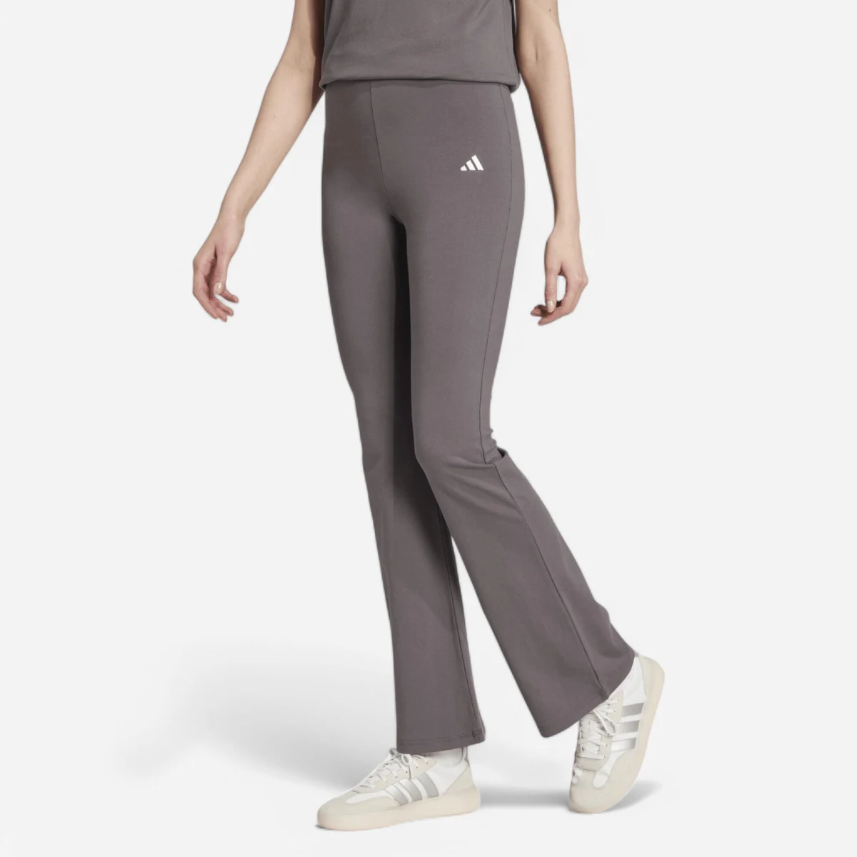 ADIDAS ADIDAS Flare dámske zvonové nohavice na fitness tmavosivé S · záber 1