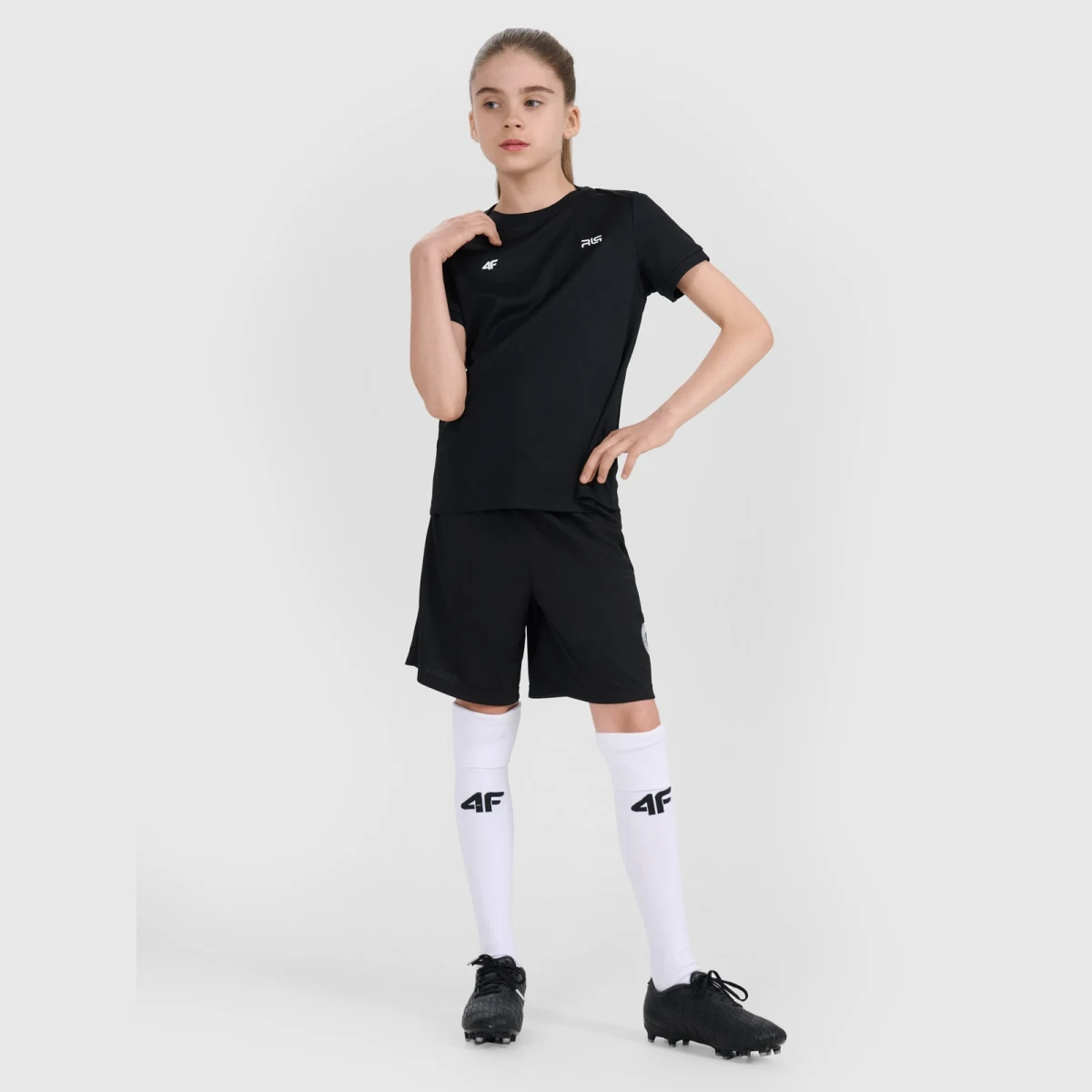 Sportovní tričko dětské 4F JUNIOR x Robert Lewandowski - černé · záber 2