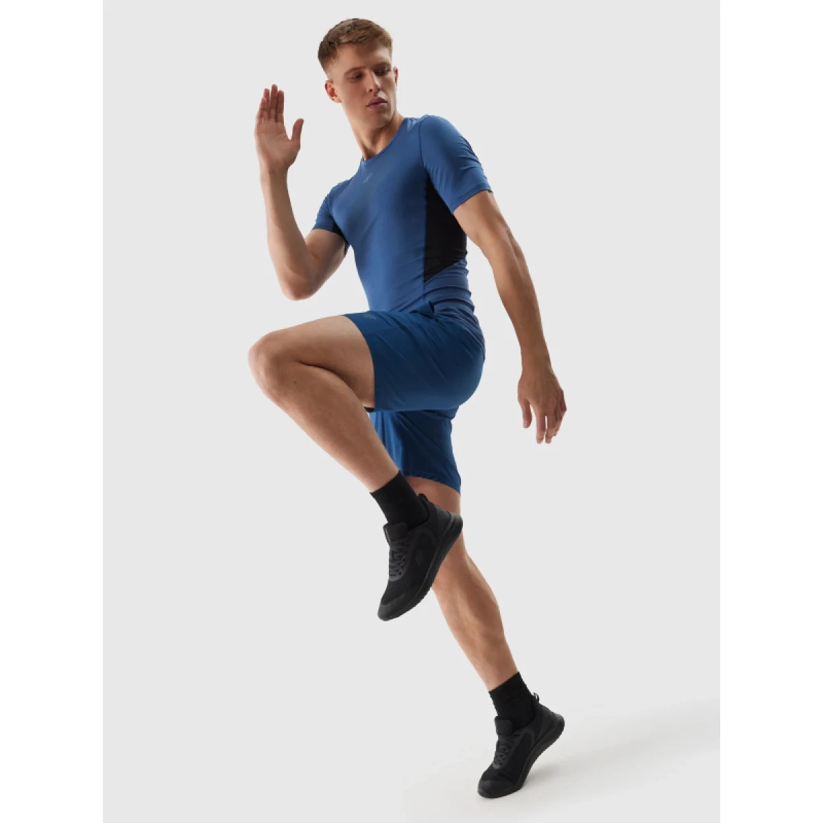 Pánske tréningové tričko s krátkym rukávom 4F TSHIRT FNK-WSS24TFTSM600-31S-NAVY · záber 4