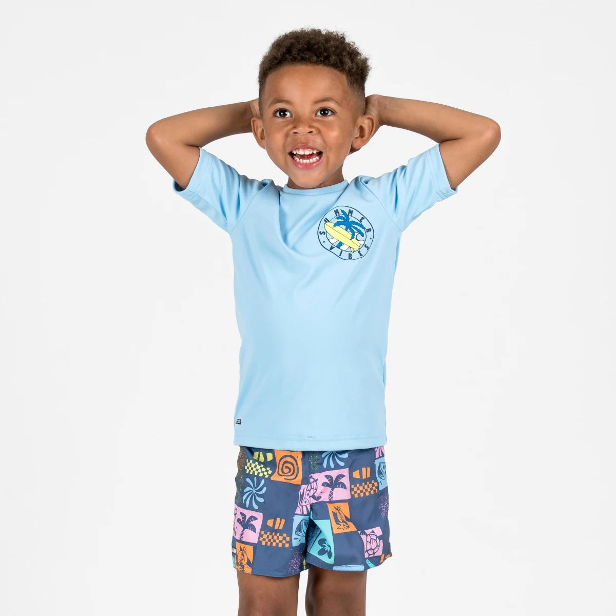 DECATHLON Chlapčenské šortkové plavky 100 Summer viacfarebné 5-6 r (113-122 cm) · záber 1