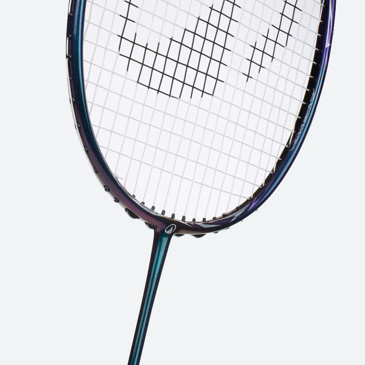 KUIKMA Bedmintonová raketa Perform 990 Pro Chameleon 3U s výpletom bez · záber 2