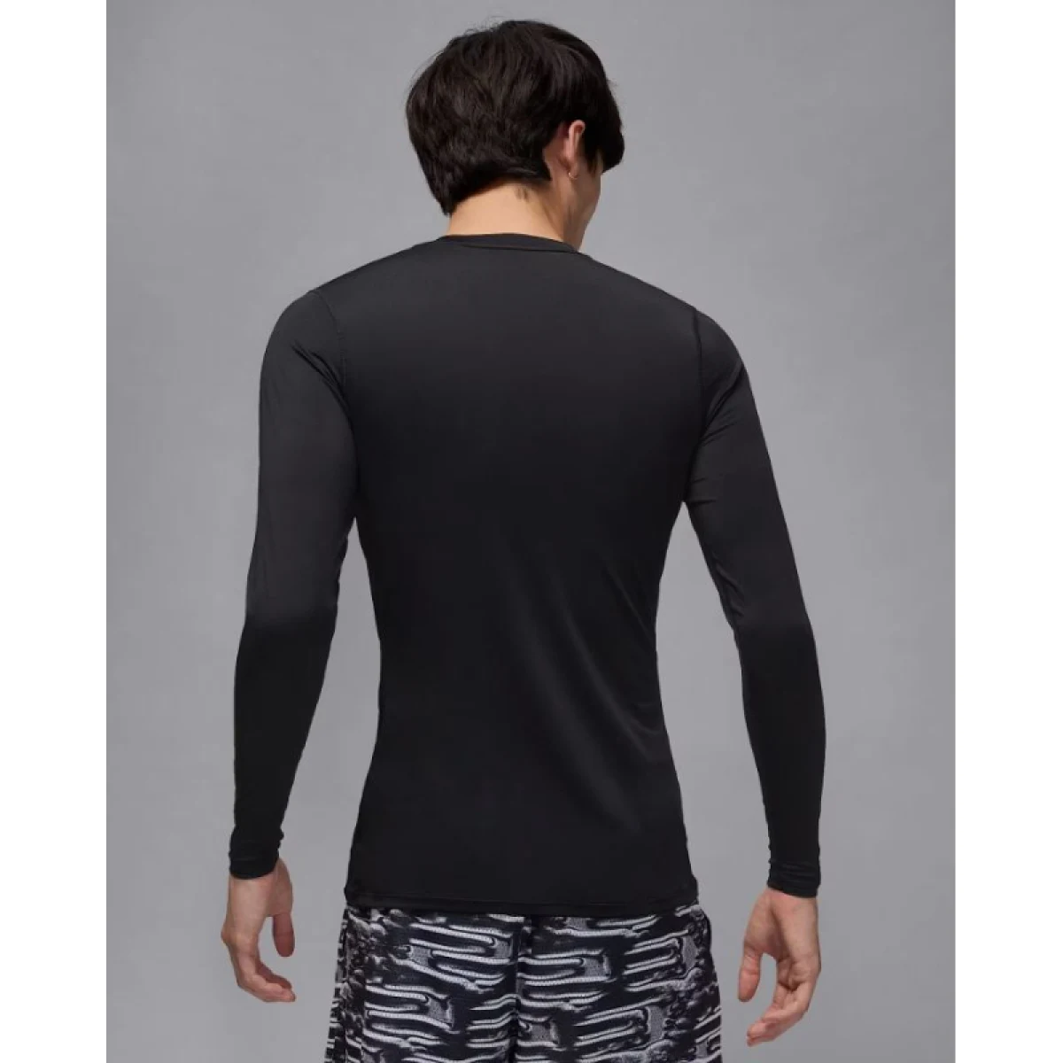 Pánske tričko s dlhým rukávom NIKE JORDAN M J DF SPRT LS BASELAYER · záber 3