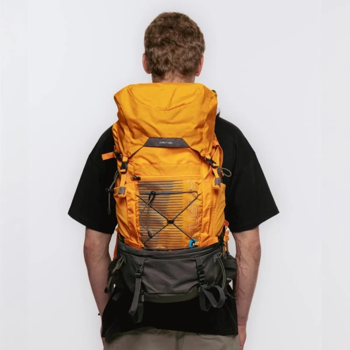 Husky Curly 40l dark yellow · záber 1