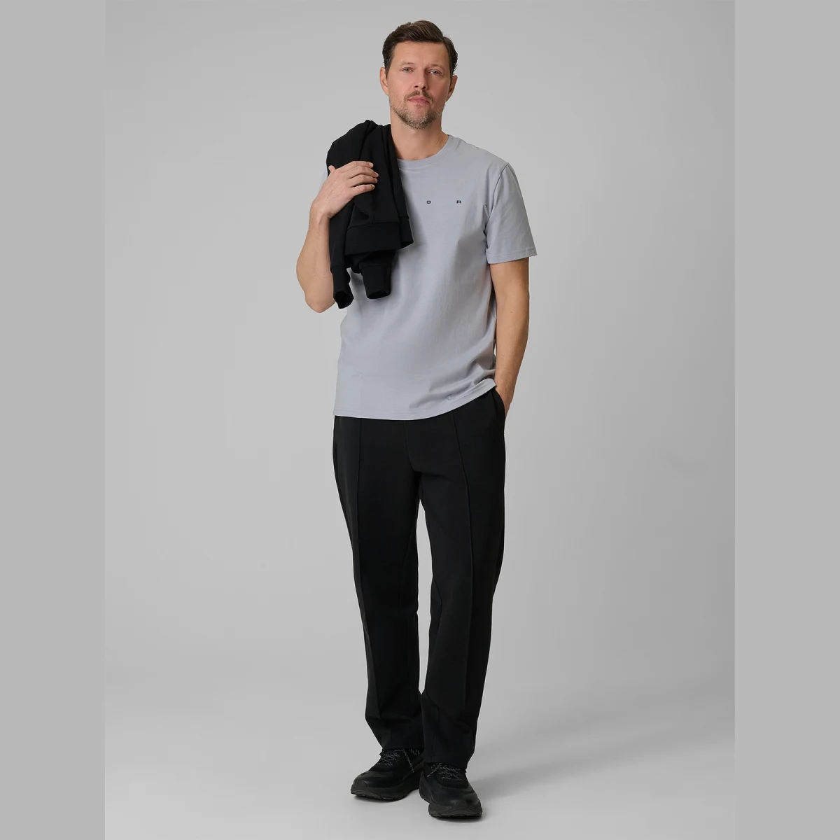 T-shirt regular s potlačou pánsky - sivý · záber 8