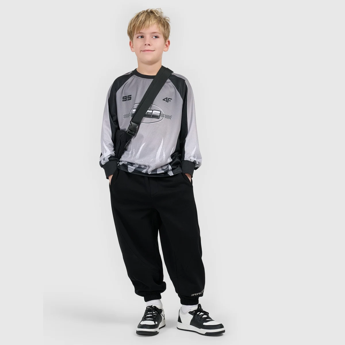 Chlapecký rychleschnoucí loose longsleeve - multicolor · záber 2