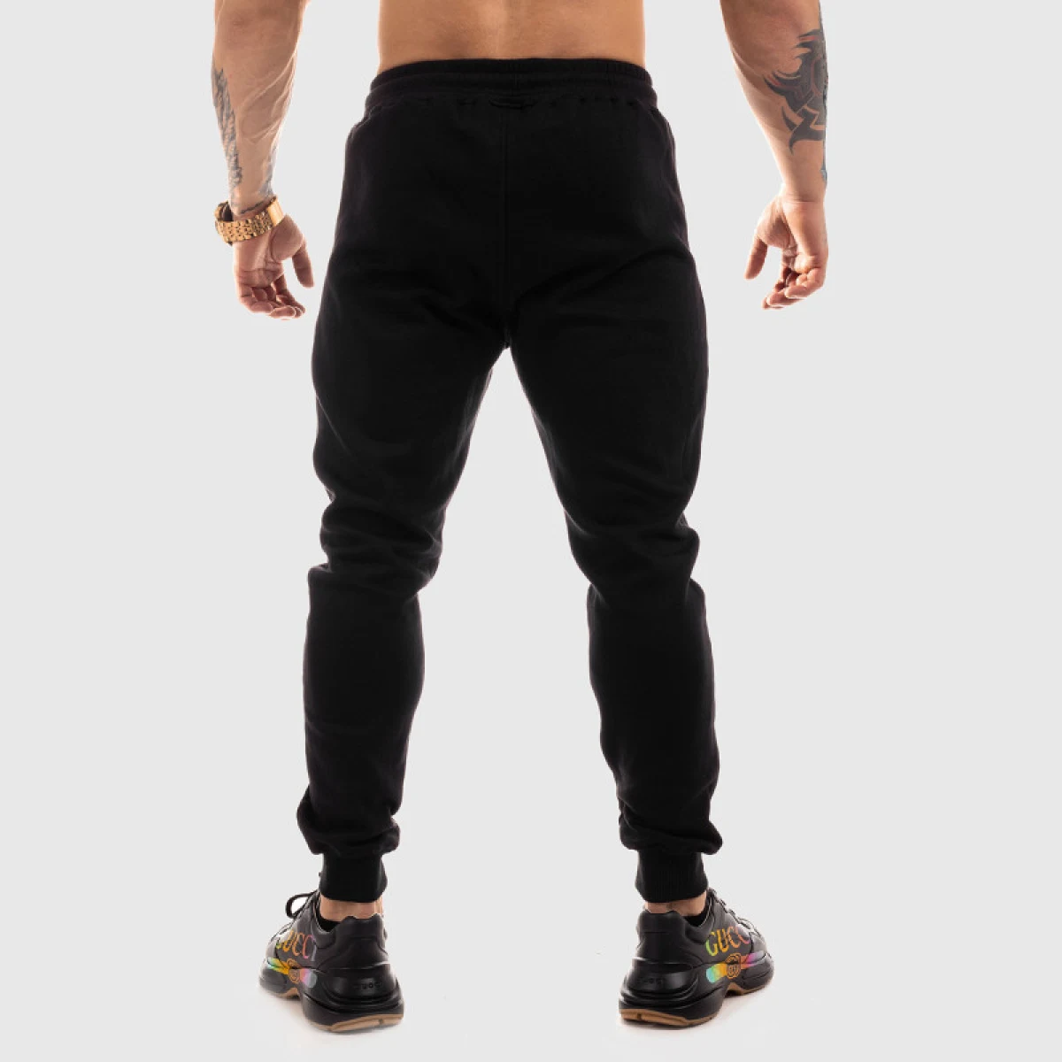 Jogger tepláky Iron Aesthetics Round, čierne · záber 4