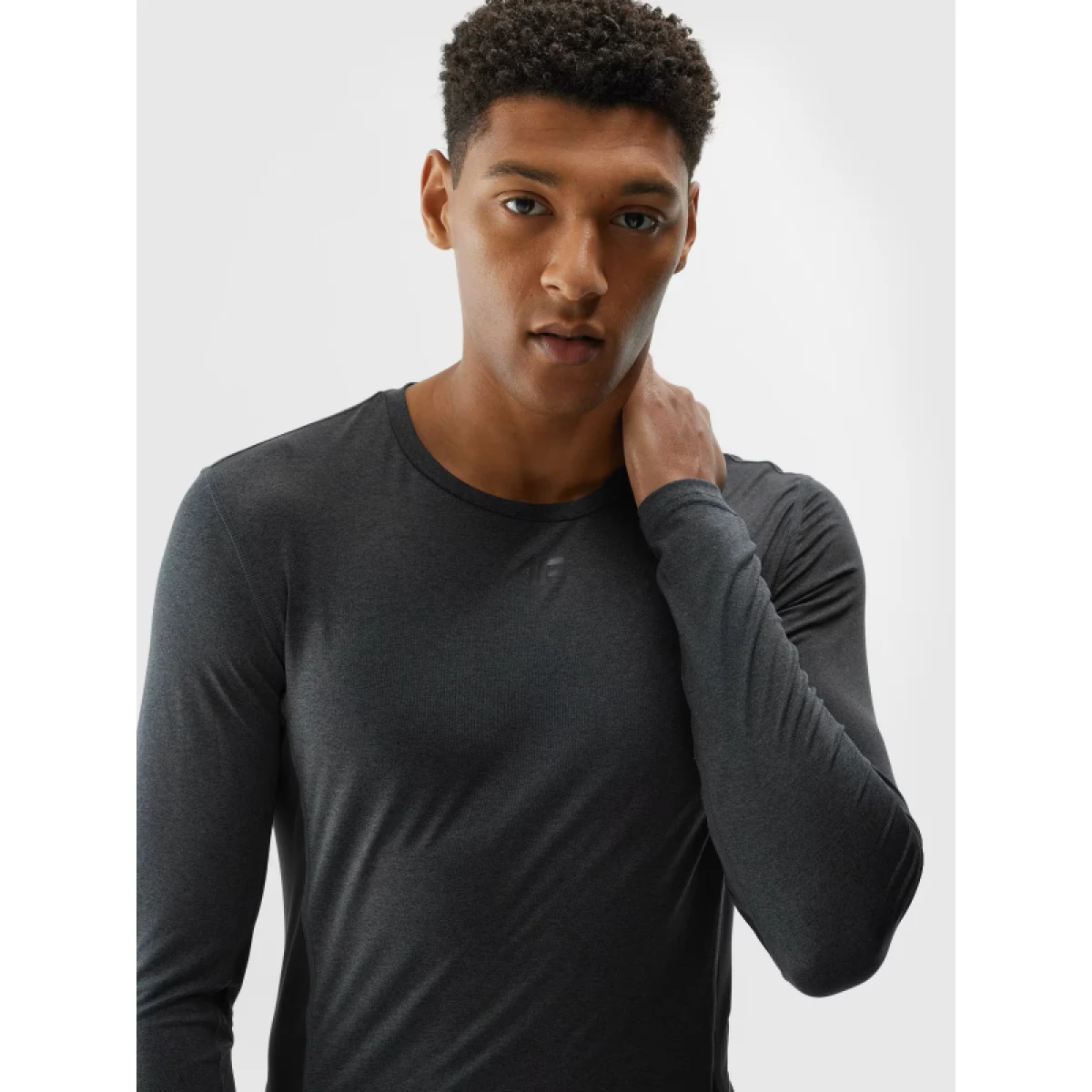 Pánské tréninkové tričko s dlouhým rukávem 4F LONGSLEEVE FNK-WAW24TFLOM273-22M-ANTHRACITE MELANGE · záber 5