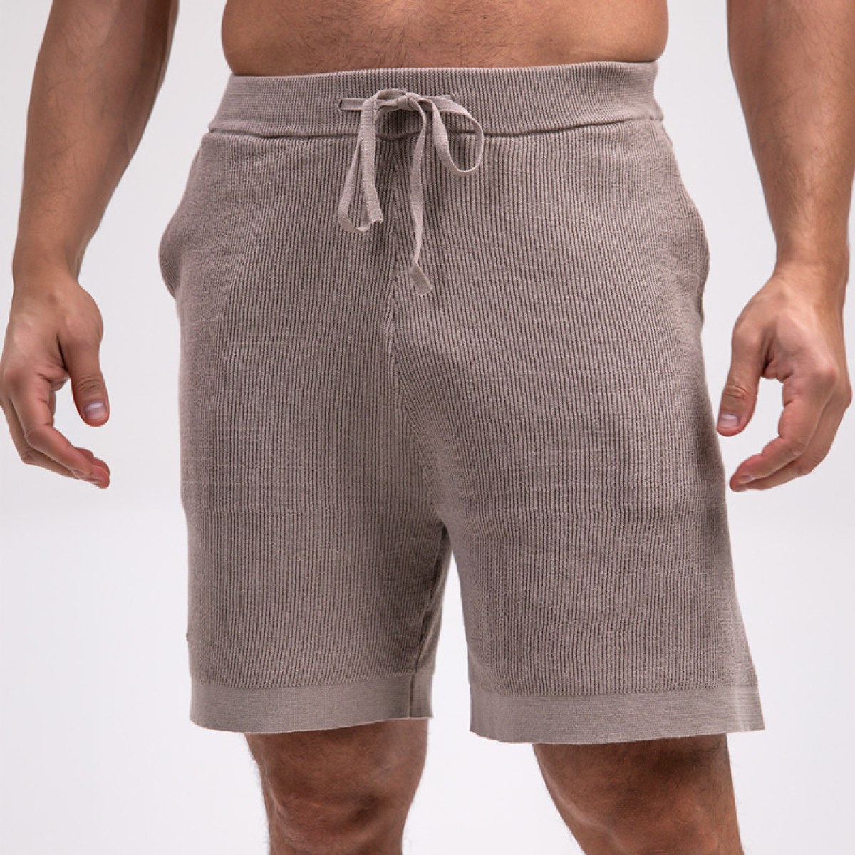 Pánske pletené kraťasy Iron Aesthetics Vibe, béžové · záber 1