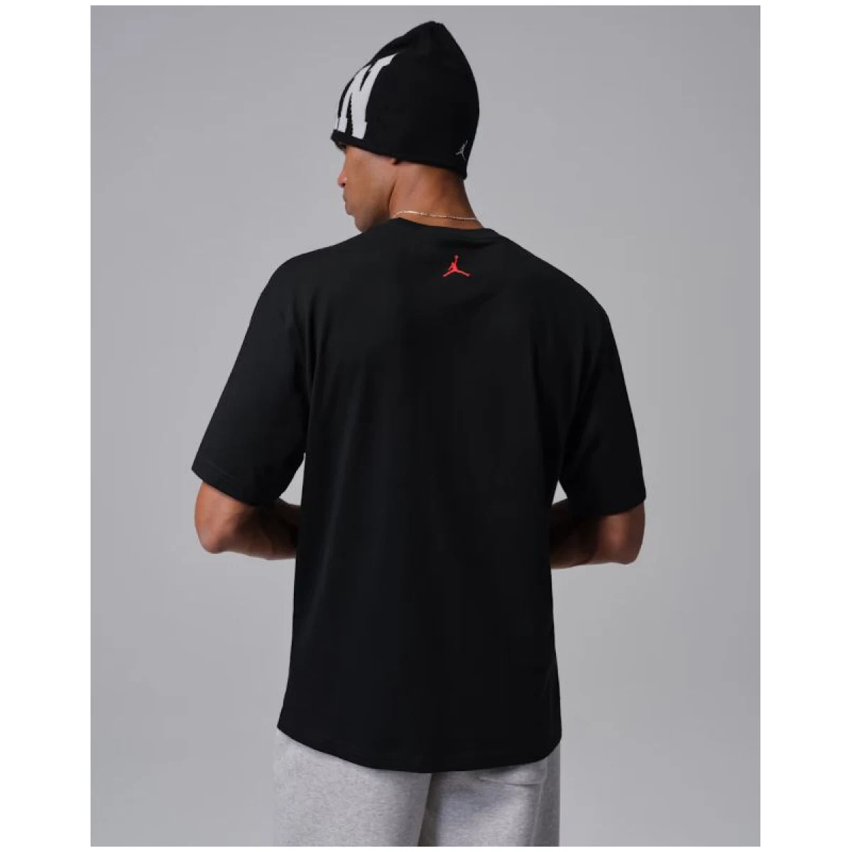 Pánske tričko s krátkym rukávom NIKE Jordan Brooklyn BLACK WHITE INFRARED 23 · záber 2