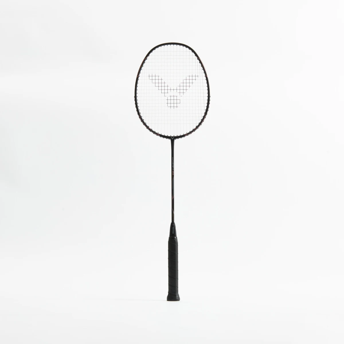 VICTOR VICTOR Thruster K 1H bedmintonová raketa bez · záber 1