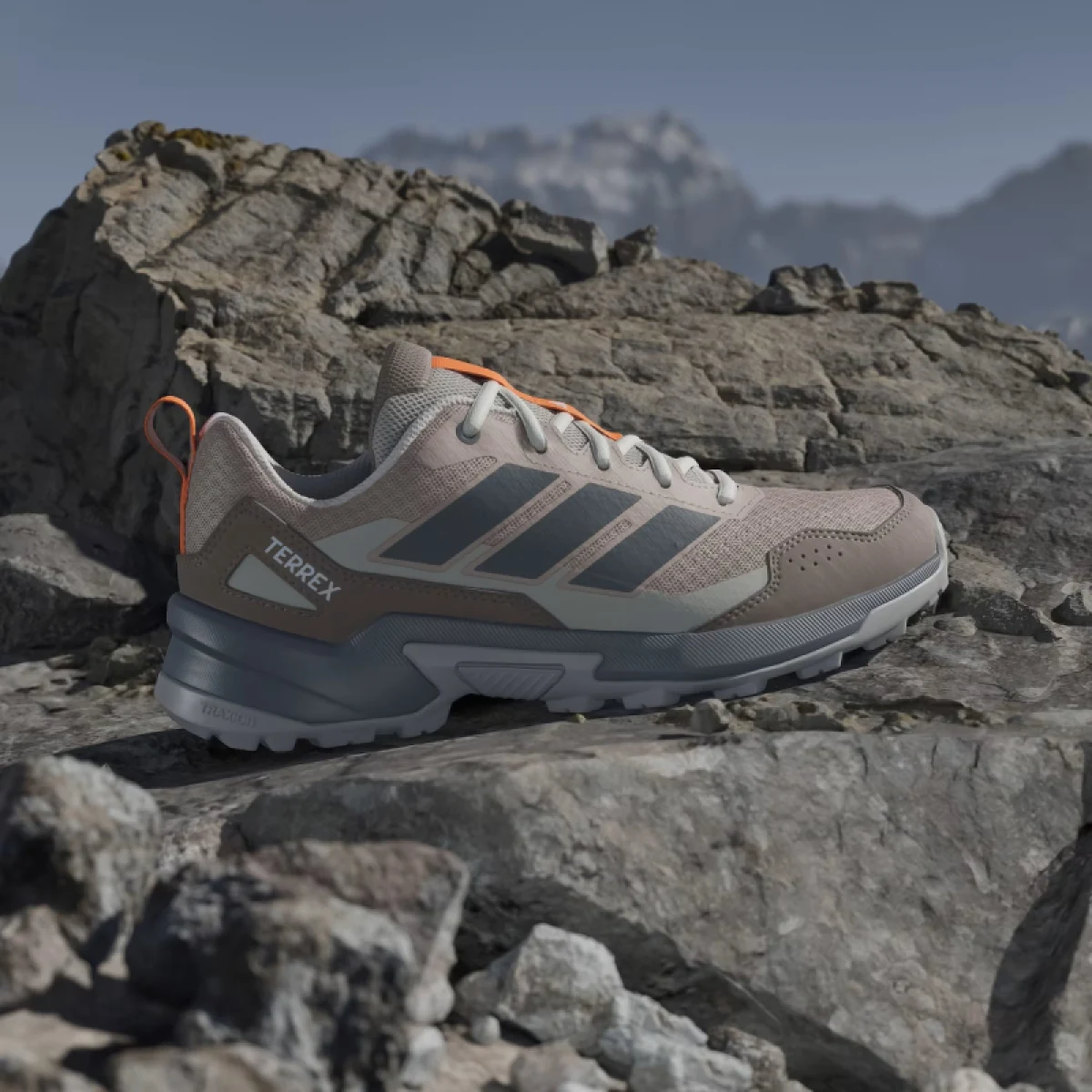 Dámska nízka turistická obuv ADIDAS Terrex Eastrail 3 W wonder taupe grey four chalky brown · záber 3