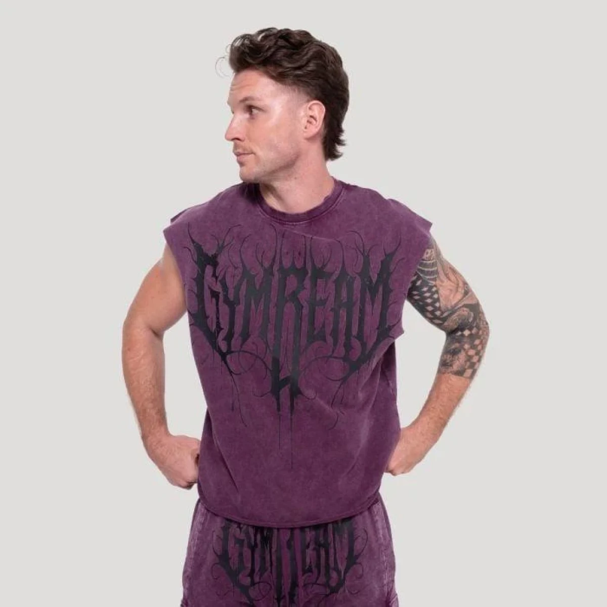GymBeam Tílko Abyss Raisin - Velikost: S | Barva: fialová | Hmotnost: 0,185 kg | Balení: 105 · záber 6