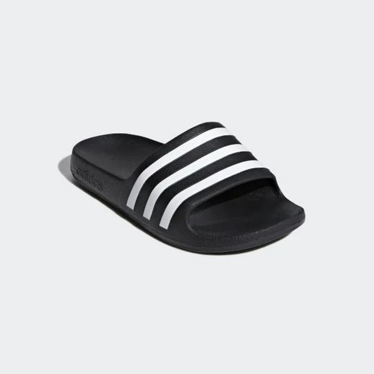 Adidas Adilette Aqua F35556 dětské nazouváky - Velikost: 29 | Barva: čierna · záber 1