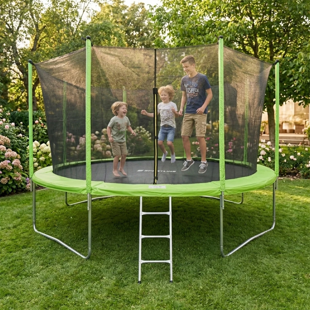 Trampolína s ochrannou sieťou a schodmi inSPORTline Irbiso 427 cm · záber 1