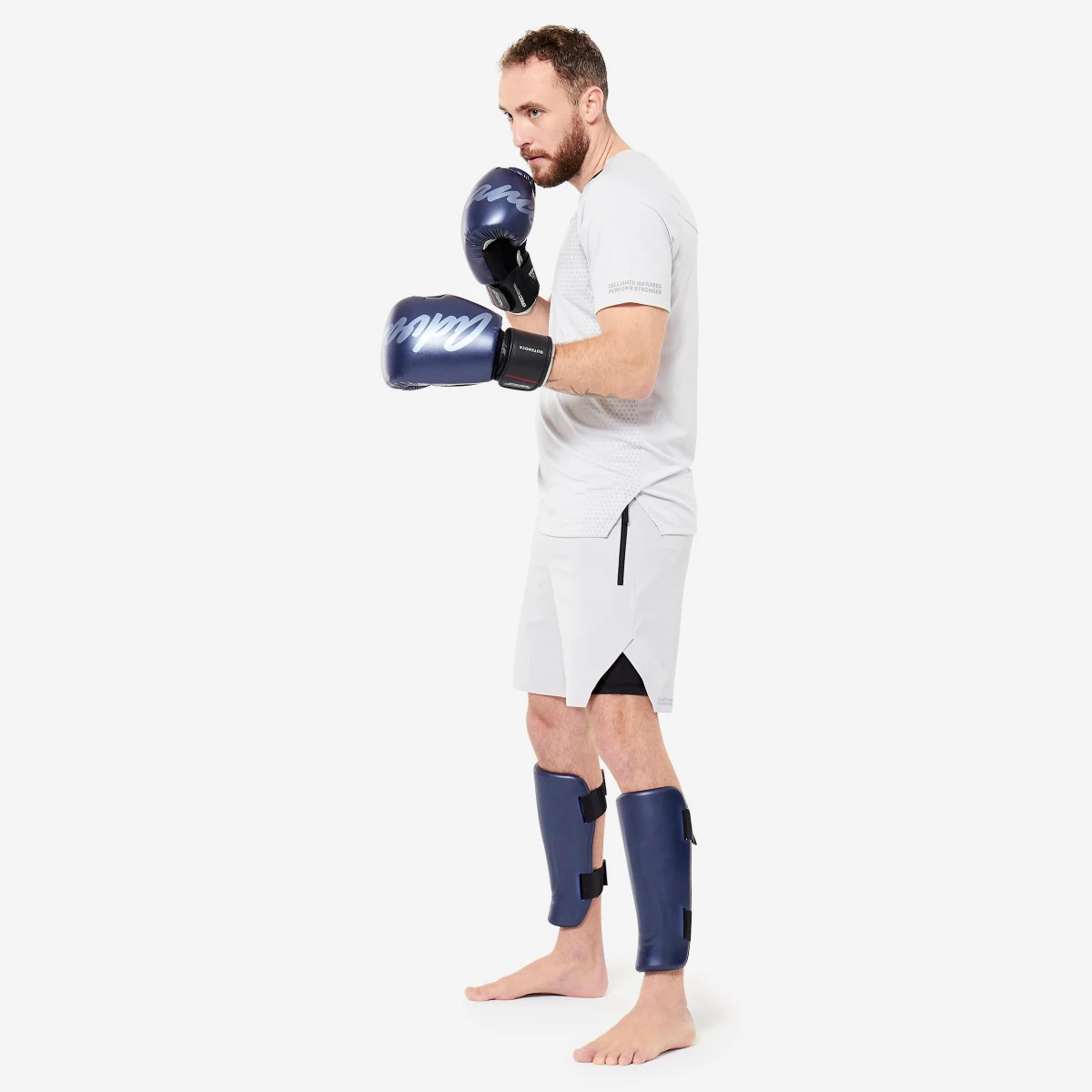 OUTSHOCK Chránič píšťaly na full contact a savate L · záber 2