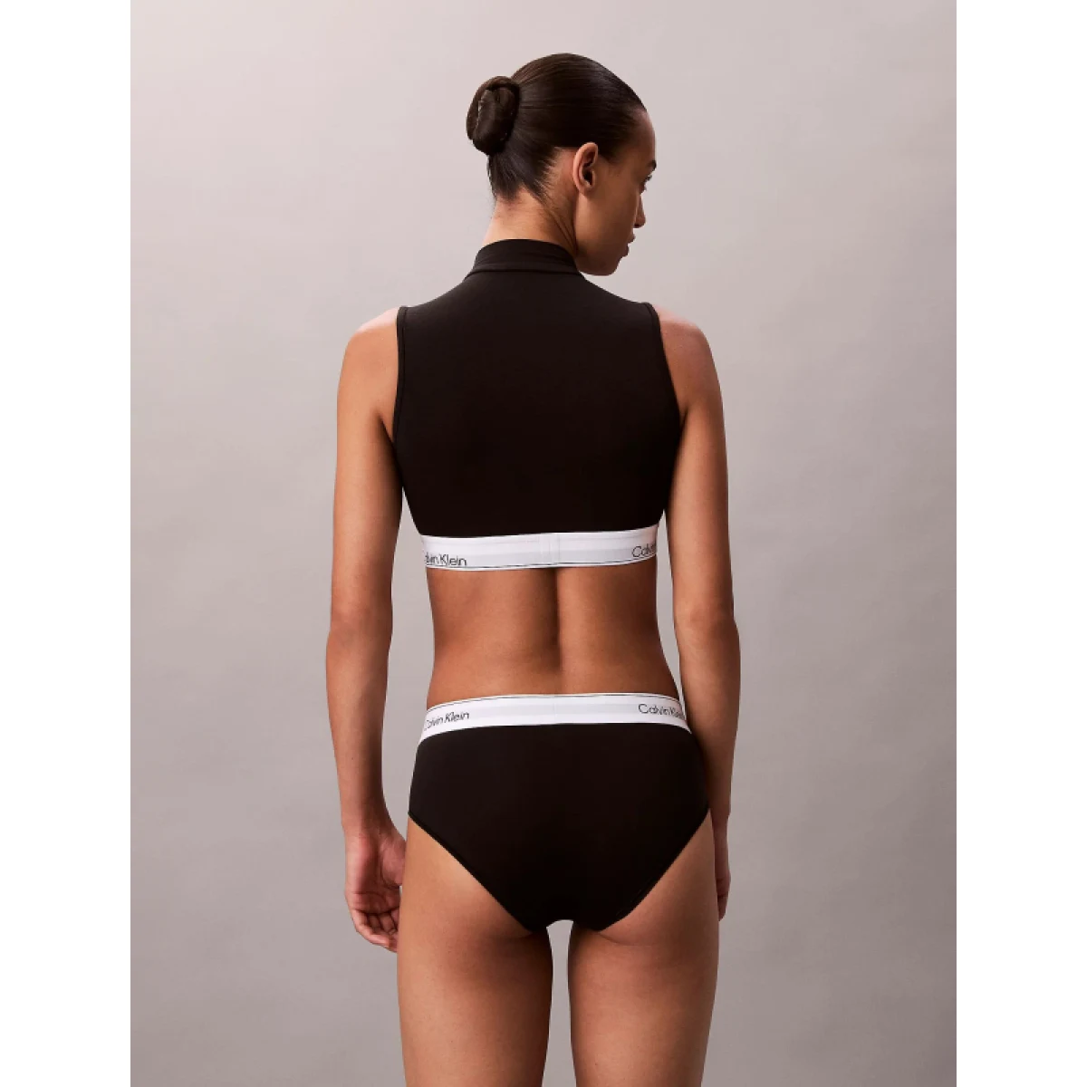 Dámsky top s podprsenkou CALVIN KLEIN Lightly Lined Mockneck Bralette Icon Cotton Modal black · záber 9