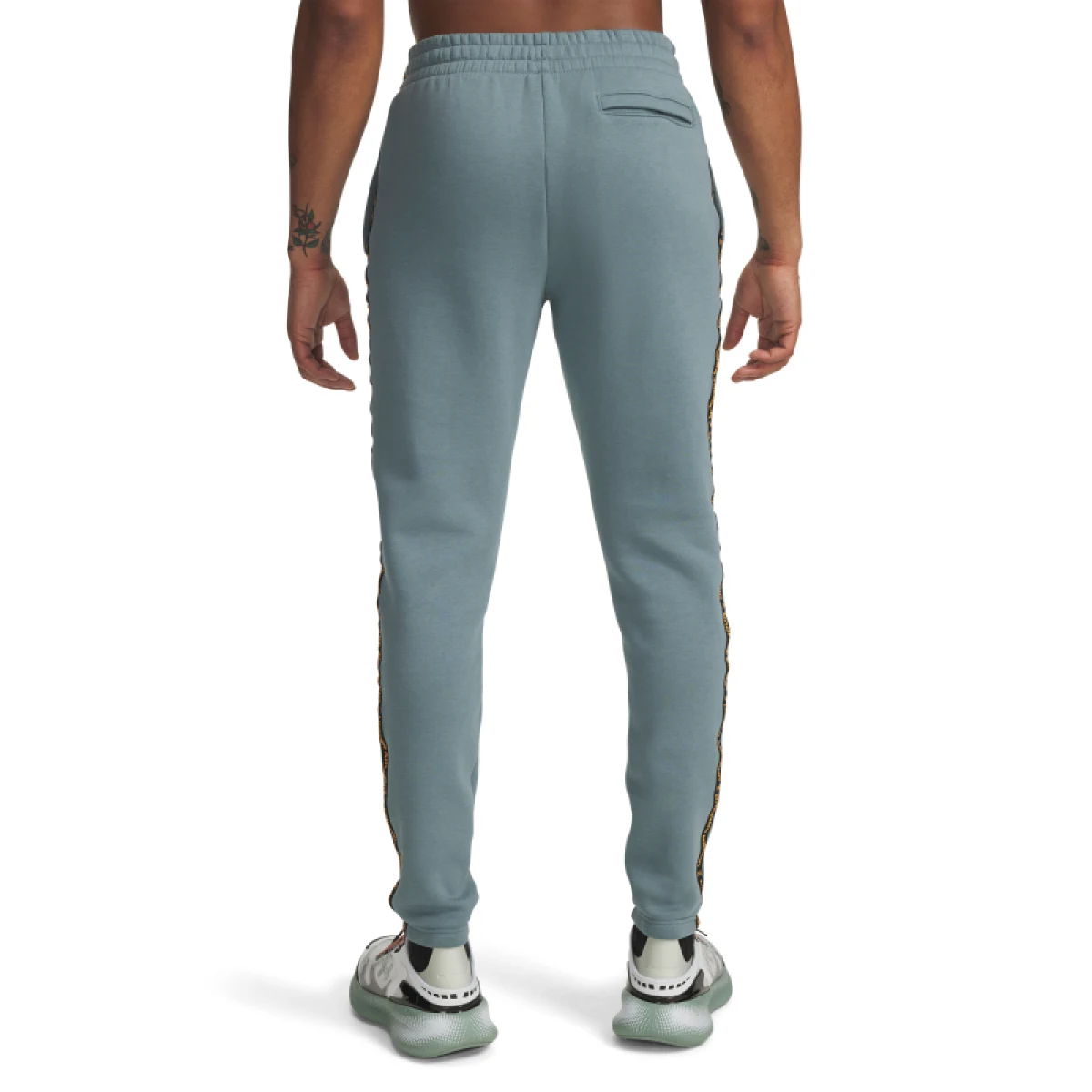 Pánské zateplené tepláky UNDER ARMOUR UA Icon Fleece Jgr Taping · záber 2
