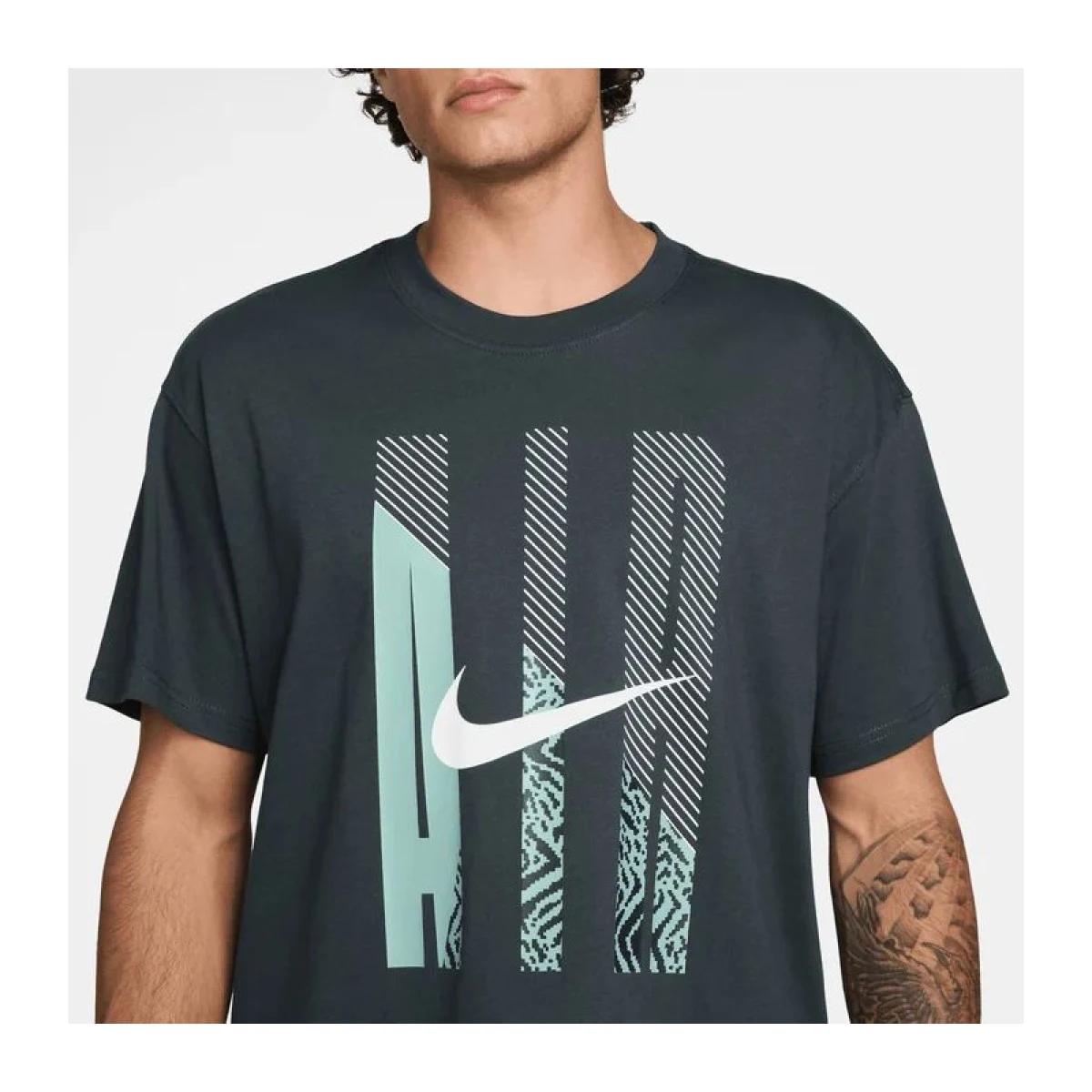 Pánske tričko s krátkym rukávom NIKE M NSW TEE M90 AIR HO25 SEAWEED · záber 4