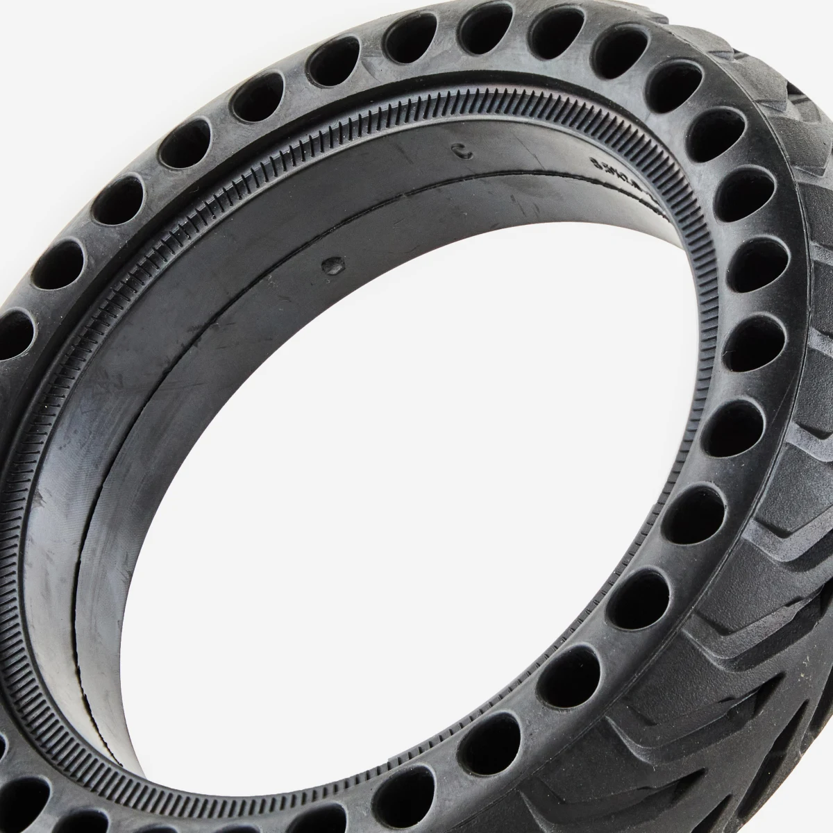 GYPI Plná pneumatika na elektrickú kolobežku 8,5" 2,00 34/36 mm bez · záber 2