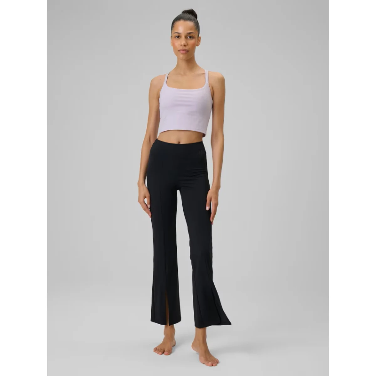 Dámske legíny 4F TIGHTS FNK F444-20S-DEEP BLACK · záber 3