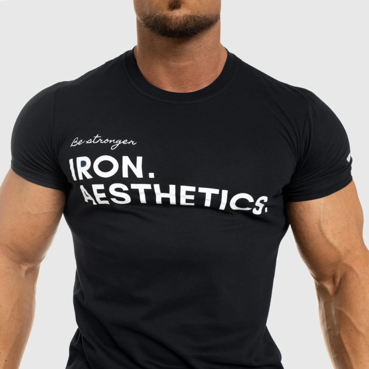 Pánske fitness tričko Iron Aesthetics Be Stronger, čierne · záber 3