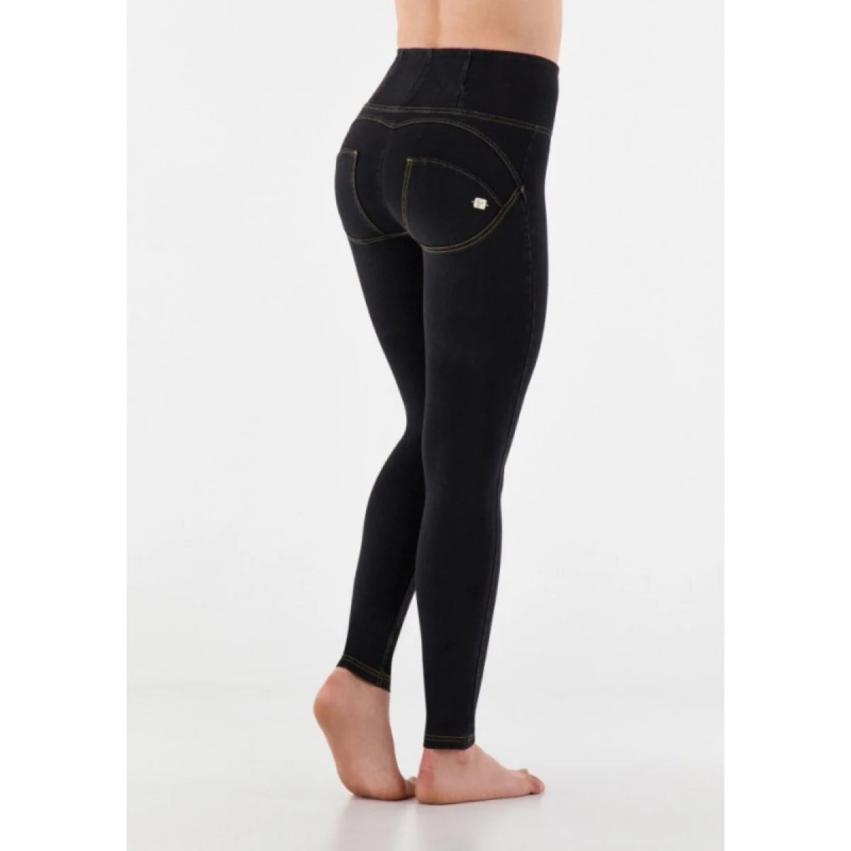 Női jeggings nadrág FREDDY WR.UP® skinny high waist push up jeggings in organic fabric-Black · záber 3