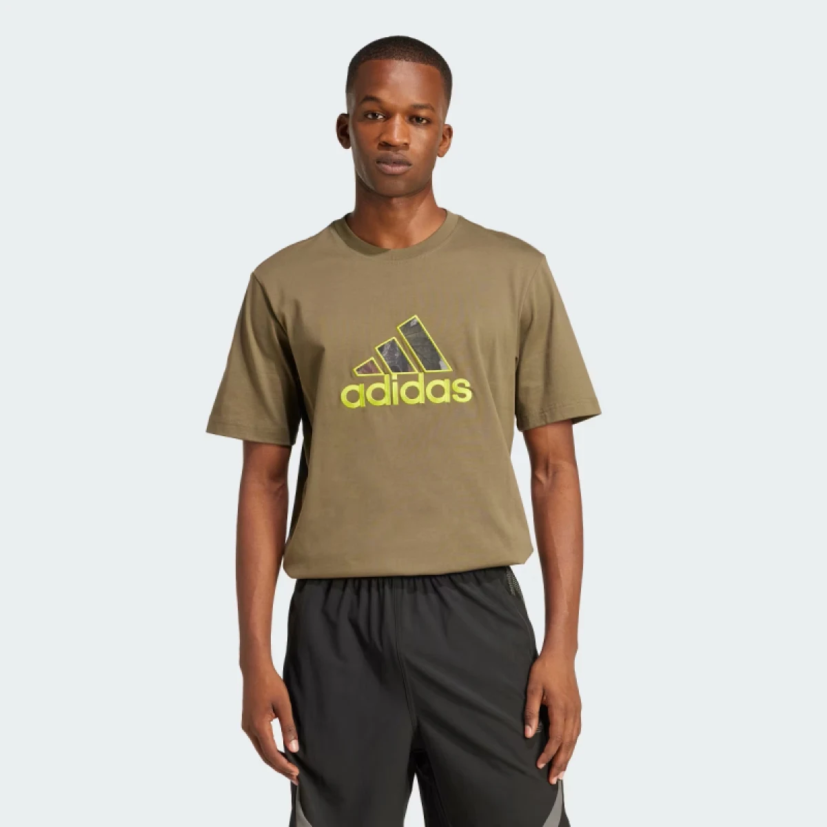 Pánské tričko s krátkým rukávem ADIDAS GRFX TEE-OLISTR · záber 3