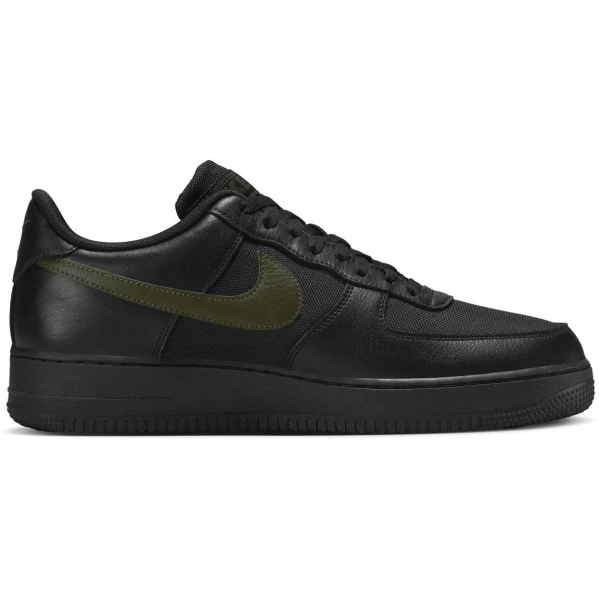 Nike Air Force 1 GTX - 43 · záber 3