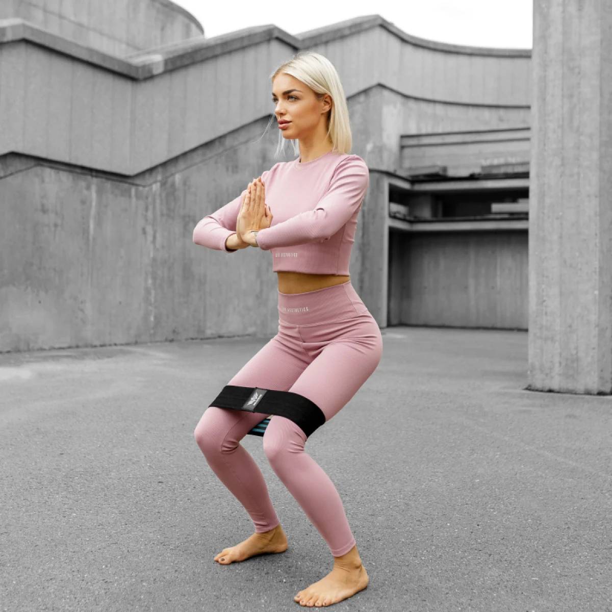 Dámsky Crop Top Iron Aesthetics Rib, dusty ružový · záber 3