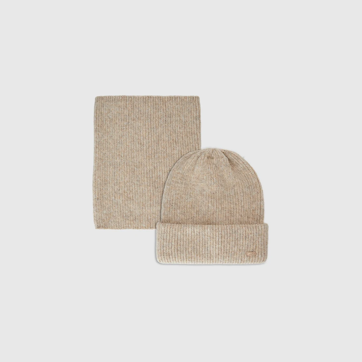 Unisex zimní set čepice a nákrčník - béžový · záber 1