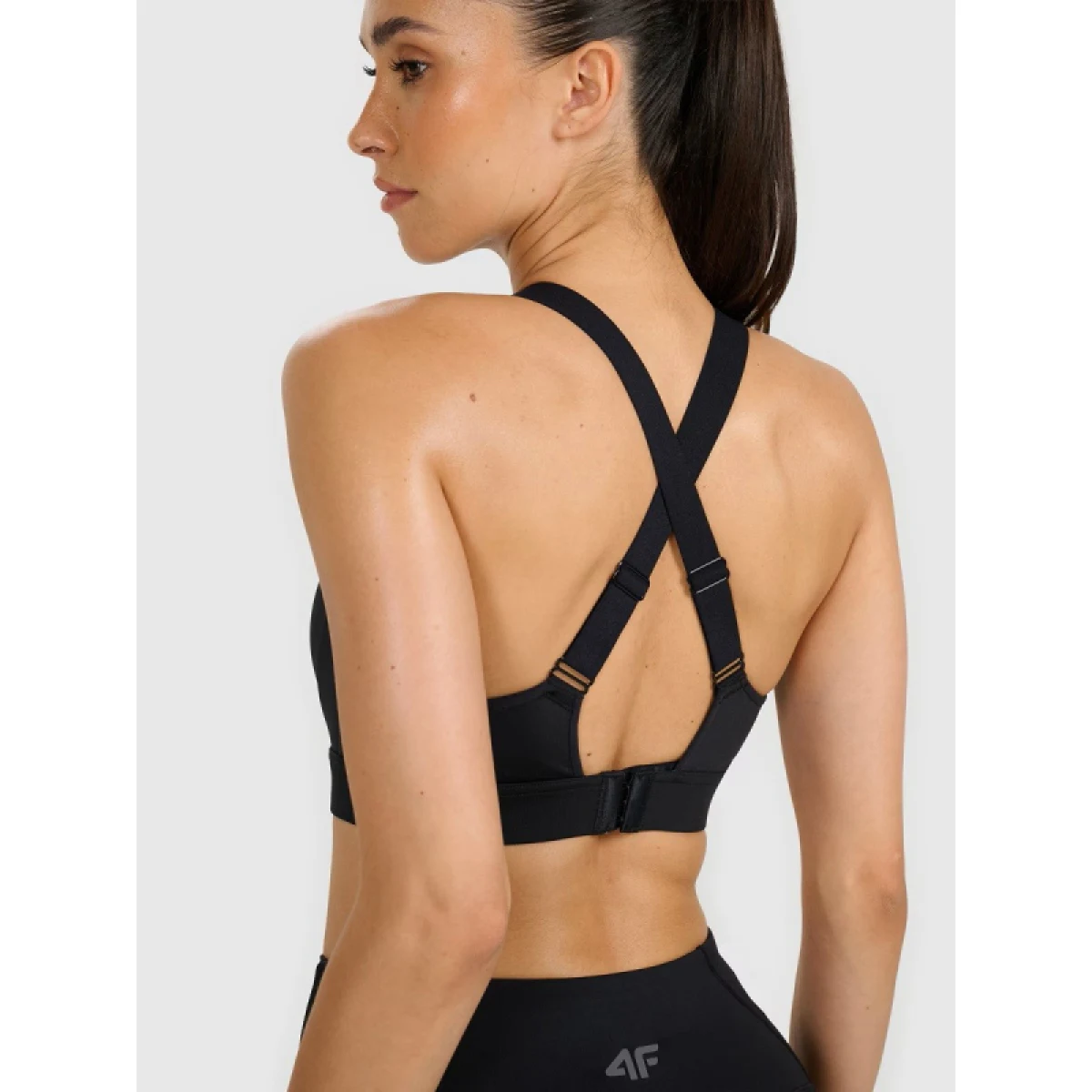 Dámska tréningová športová podprsenka 4F SPORT BRA F180-WAW25USBAF180-20S-DEEP BLACK · záber 3