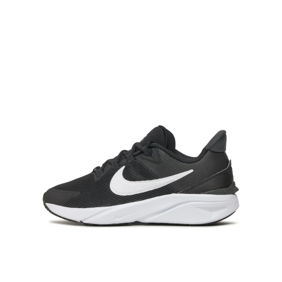 Juniorská sportovní obuv (tréninková) NIKE Star Runner 4 Jr black white anthracite · záber 3