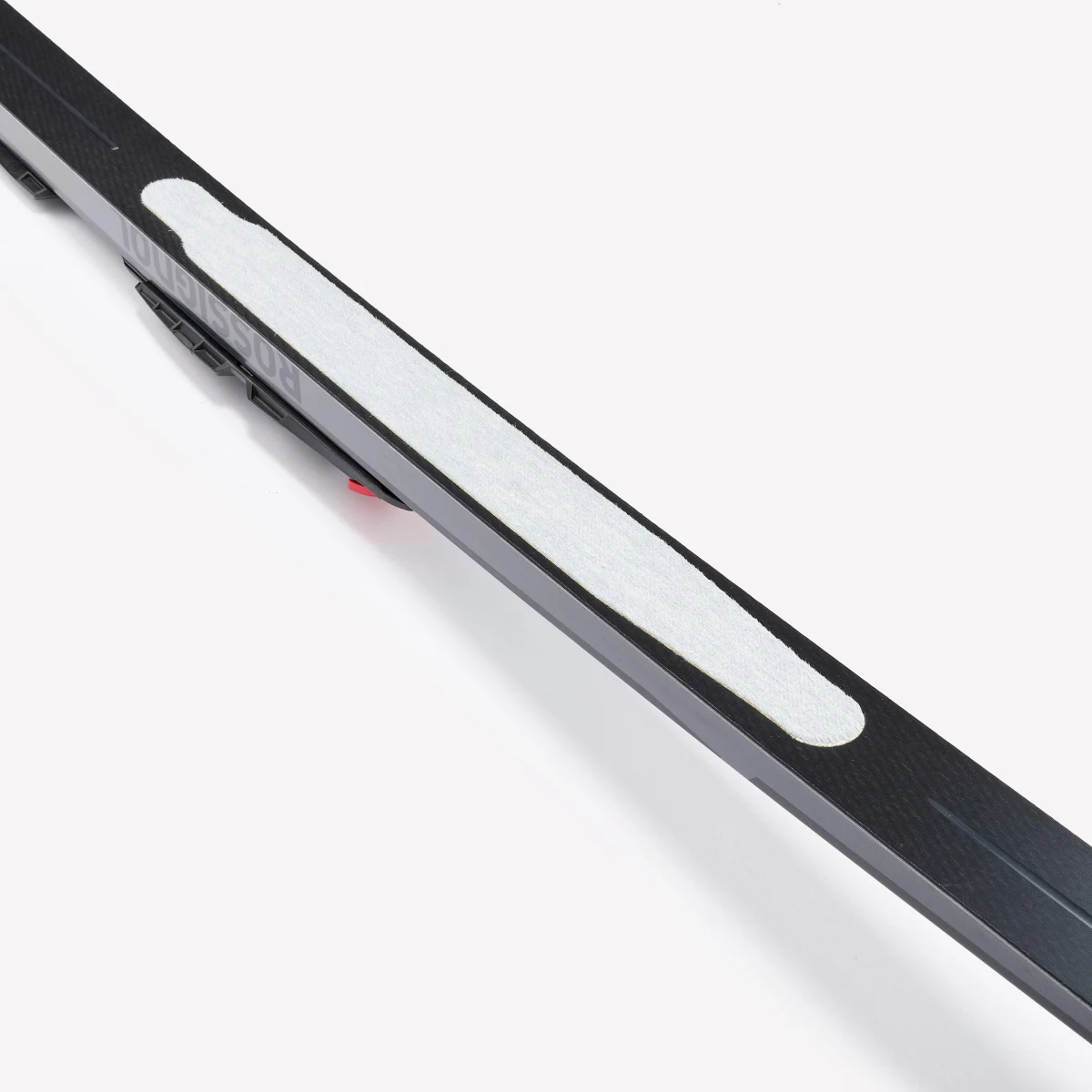 ROSSIGNOL Bežky s pásmi Delta Comp R-Skin na klasický štýl + viazanie 198 cm · záber 2