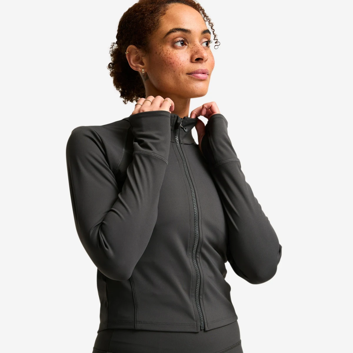DOMYOS Dámska fitness bunda Shape tvarujúca tmavosivá S · záber 1